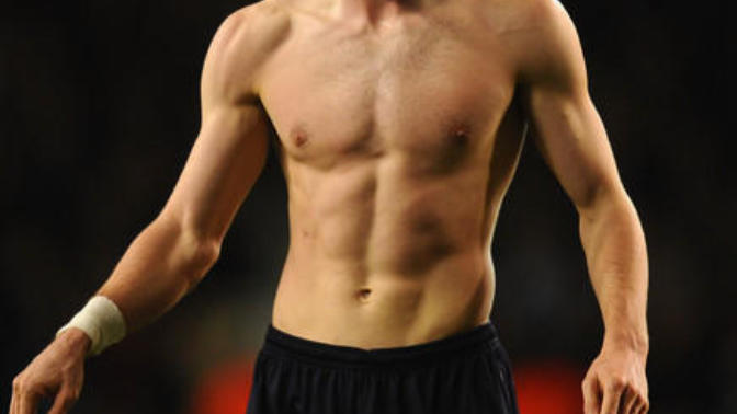 Girls, do you like soccer player type physiques or football?
