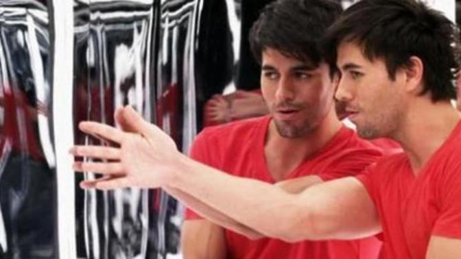 Is Enrique Iglesias hot?