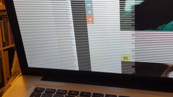 Macbook pro screen problems, any ideas of what it might be?