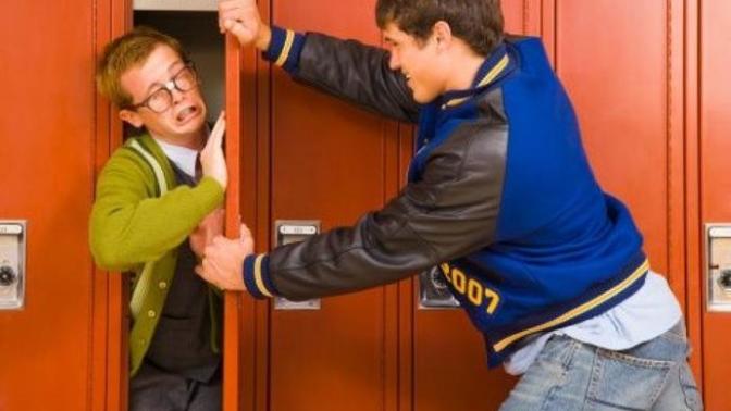 Why is it hard for most guys to be smart & hot?