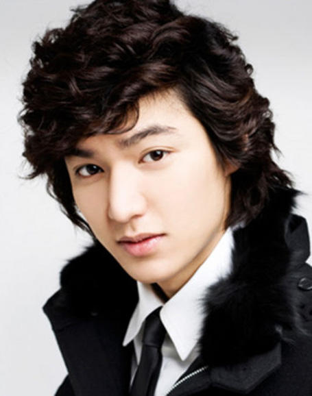 Who is the hottest guy here?