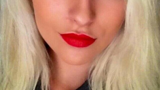 Is she pretty? *photos*?