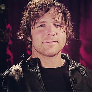 Which of these guys do you think is hotter?