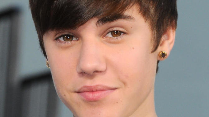 Which hair color looks better on him?