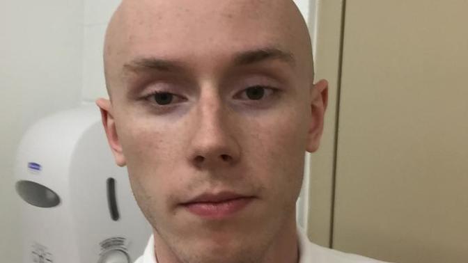 Girls, Girls in my age bracket would you consider me attractive enough to date? (Based on on looks)?