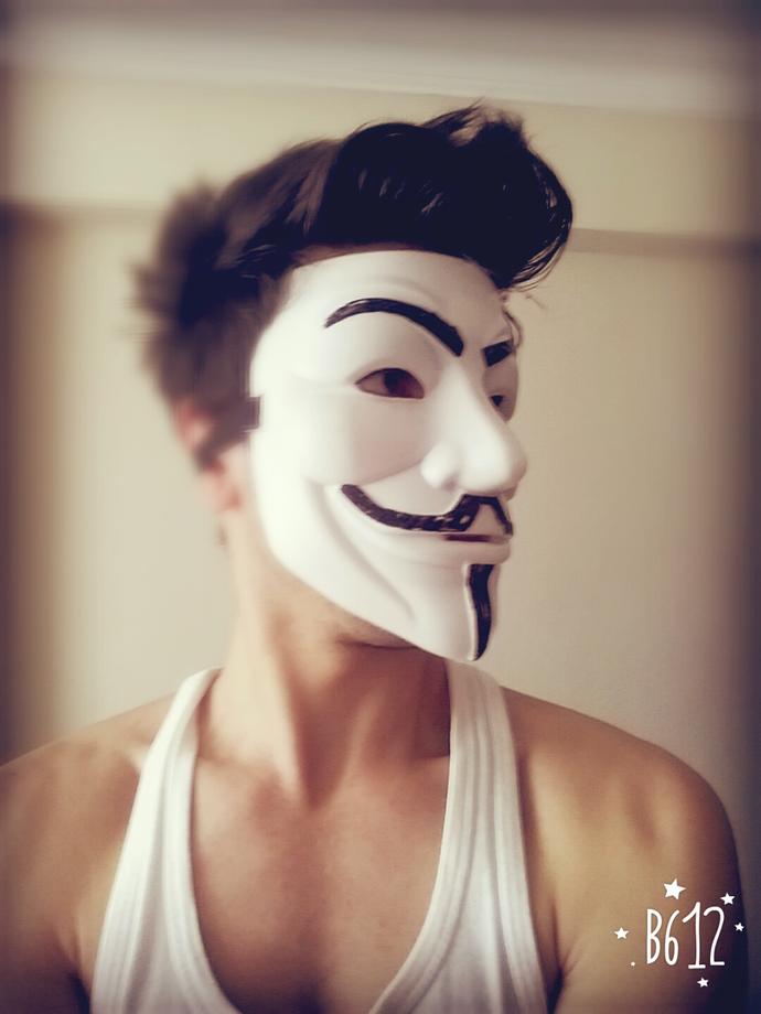 Which do you think should YouTube profile picture?