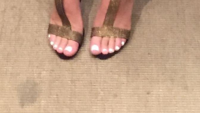 Guys who like feet: are my feet nice looking?