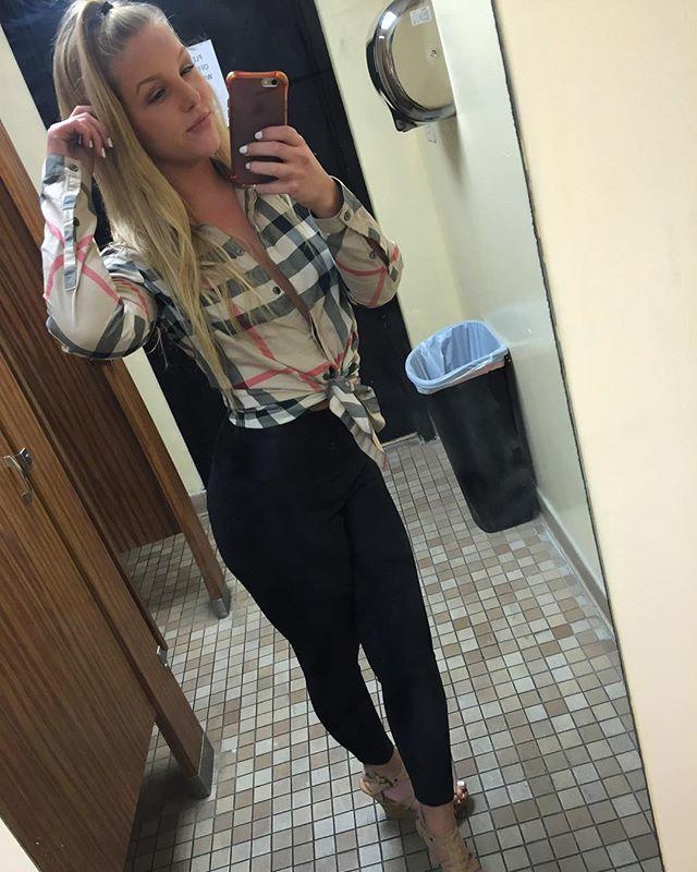 Is this girl considered hot?