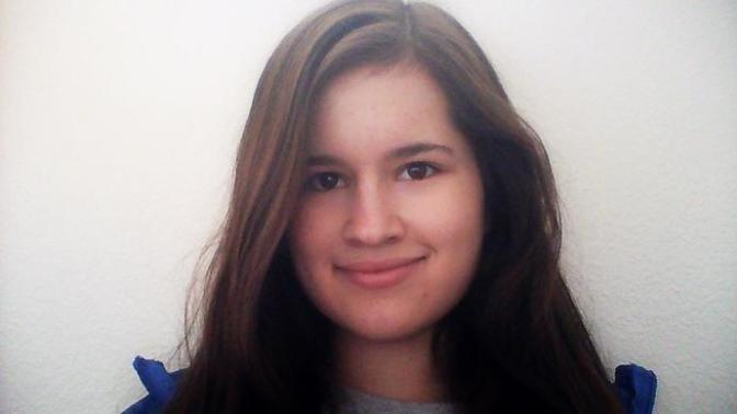 How do I look (Makeup vs. natural look)?