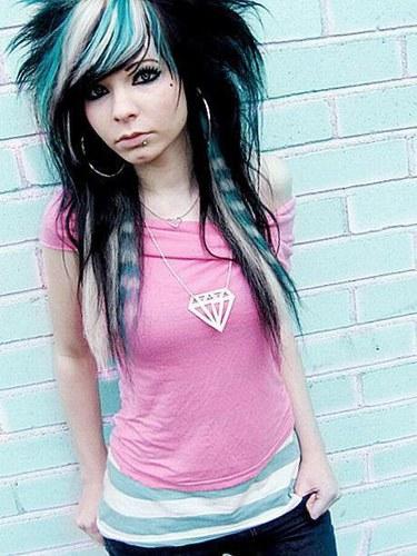 Guys, what type of fashion style do you prefer on girls?