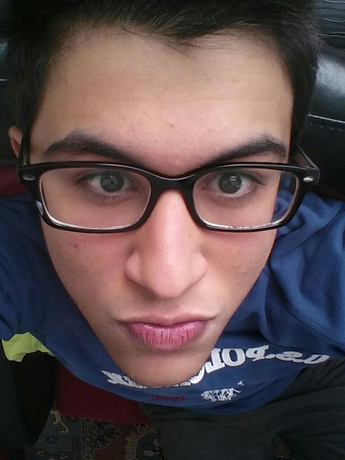 1 or 2 ? Glasses ???