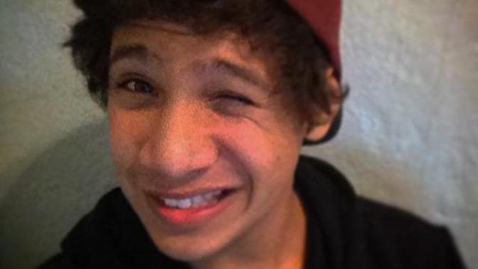 (BEWARE CHEESY SELFIES INCOMING) I don't know, so I'm asking you guys. What do you think of me?