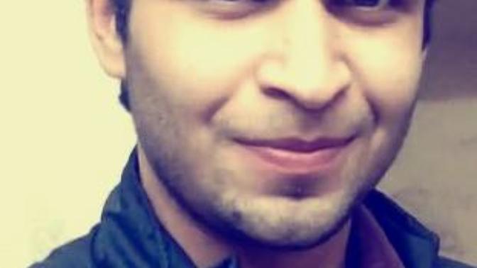 Do I look like robert pattinson?