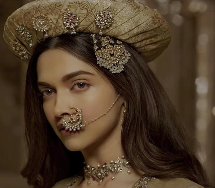 Classic beauty or exotic beauty?
