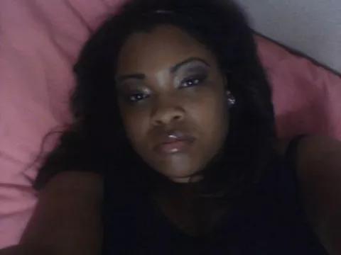 Do I look better with lipstick or lipgloss?