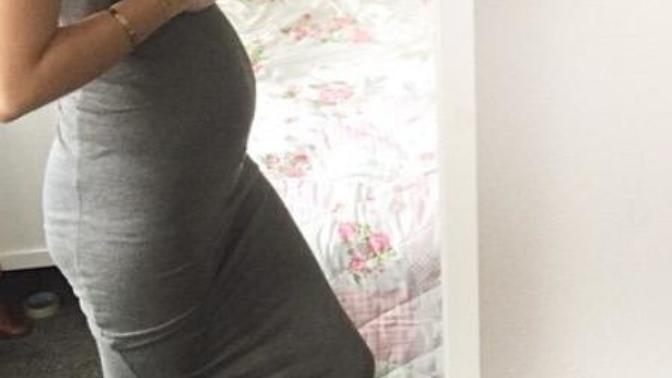 Girls, Has anyone had a baby and still got a bump shortly after it?
