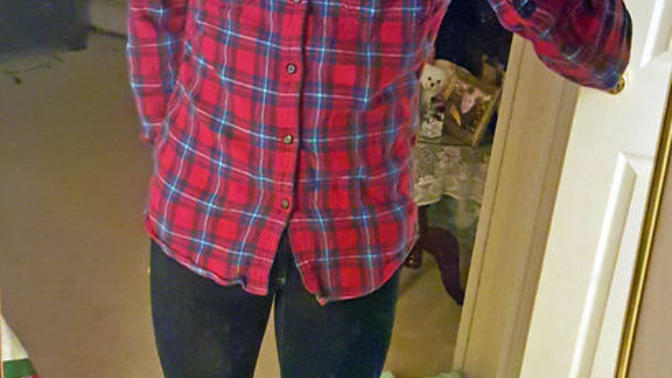 Girls, can a guy wear riding boots or combat boots?