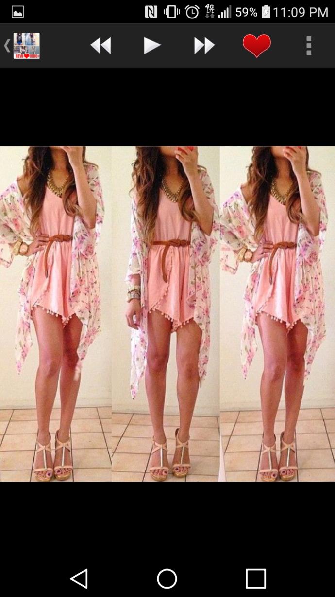 How do you like your girlfriend to dress?
