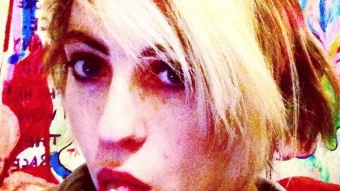 I see people doing this lately, so.. Rate my ex? And rate me for walking away?