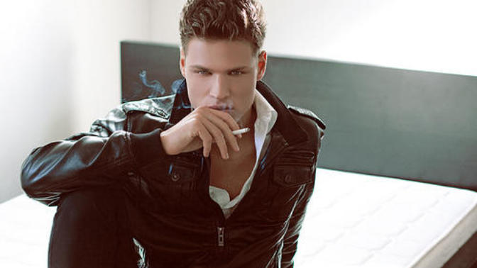Would you ever date a guy/girl who's a heavy smoker (someone who smokes often, either tobacco or marijuana)?