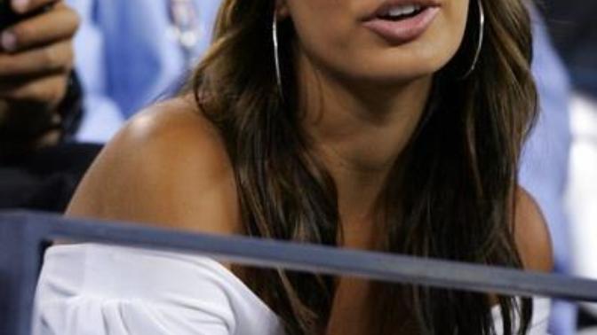 Do you think women look good in baseball caps?