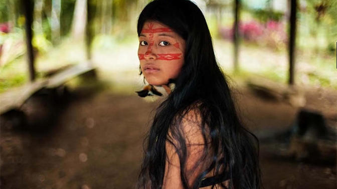 Do you consider "indígena" Latin American women attractive?