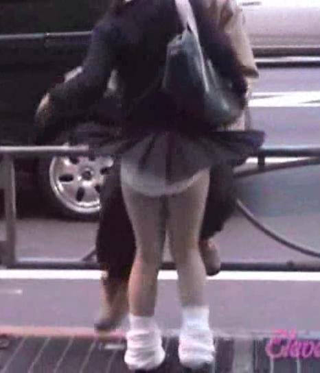 What do you do when the wind blows your skirt up? (See pictures and vid)?