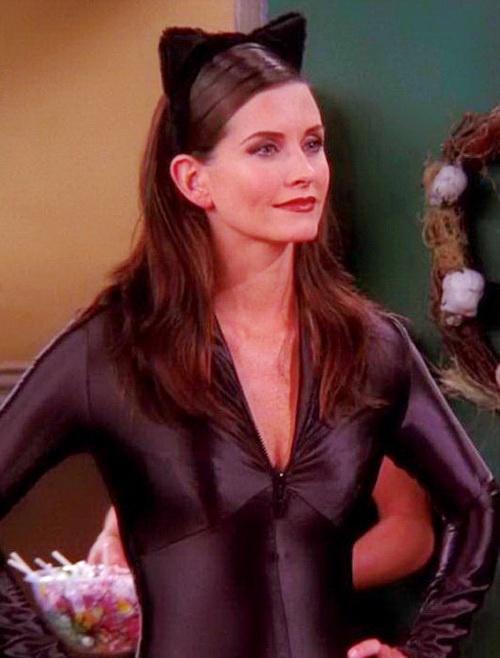 WHO IS YOUR FAVORITE F. R. I. E. N. D. ? So no1 told u life was gonna be this way? *clap*clap*clap*clap* ?