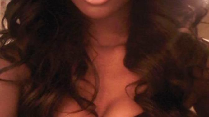 Guys, do you like girls with full lips or small lips?