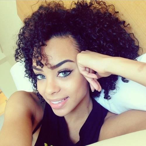 10 pretty girl selfies which one you like most? Girls can you post your prettiest selfie?