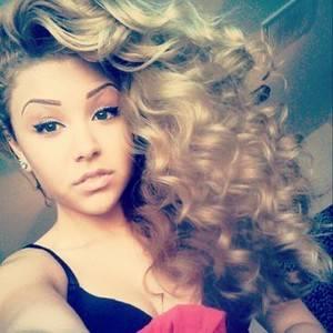 10 pretty girl selfies which one you like most? Girls can you post your prettiest selfie?