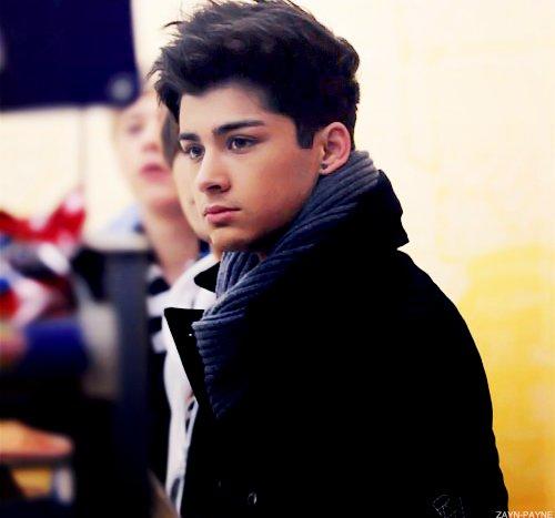 Which man is better looking?