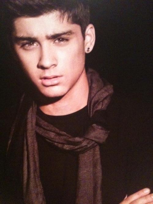 Which man is better looking?