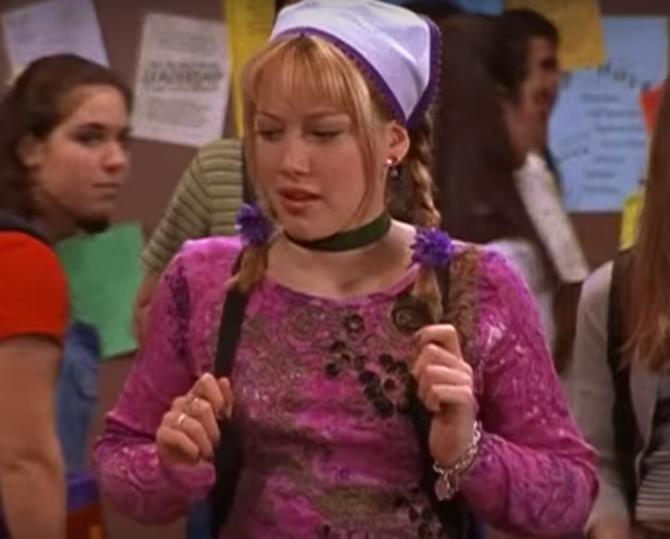 Girls, what unfortunate 90's hair trends and accessories did wear the most?