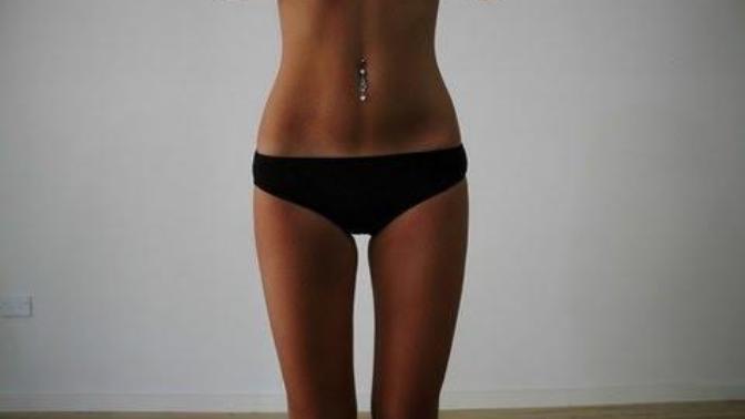 Do guys like thigh gaps or a girl with thicker legs and hips?
