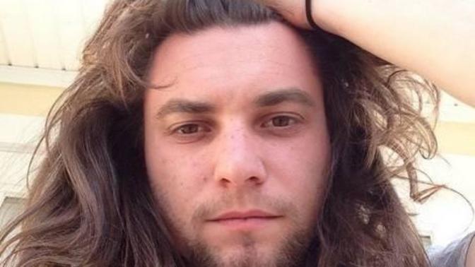 Girls, Would you date a long haired guy?
