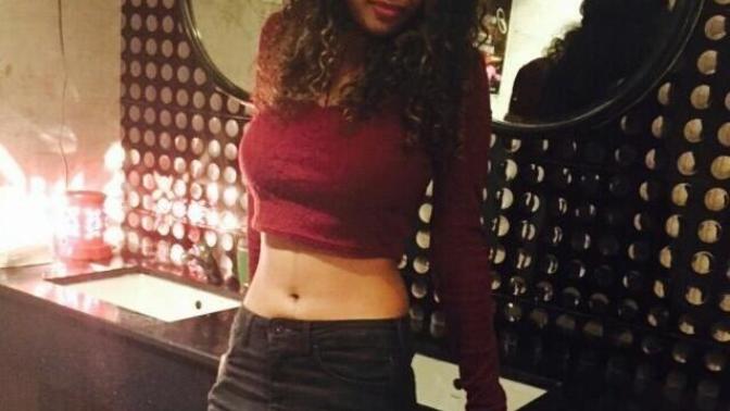 Which outfit looks best on me?