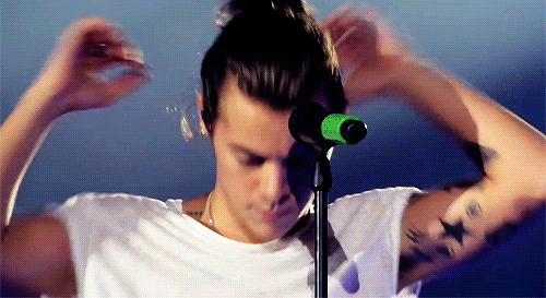 The Man Bun : Yay or Nay?
