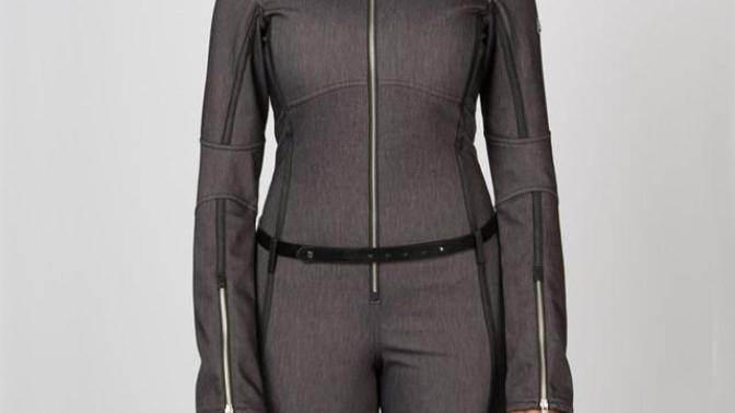 Be honest, can you tell that this is a snow suit?