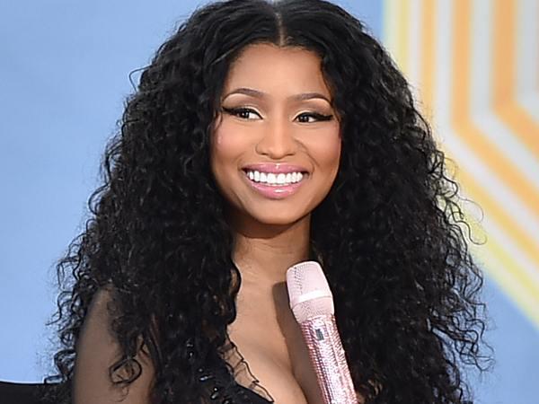 Which one is the hottest celebrity female singer?