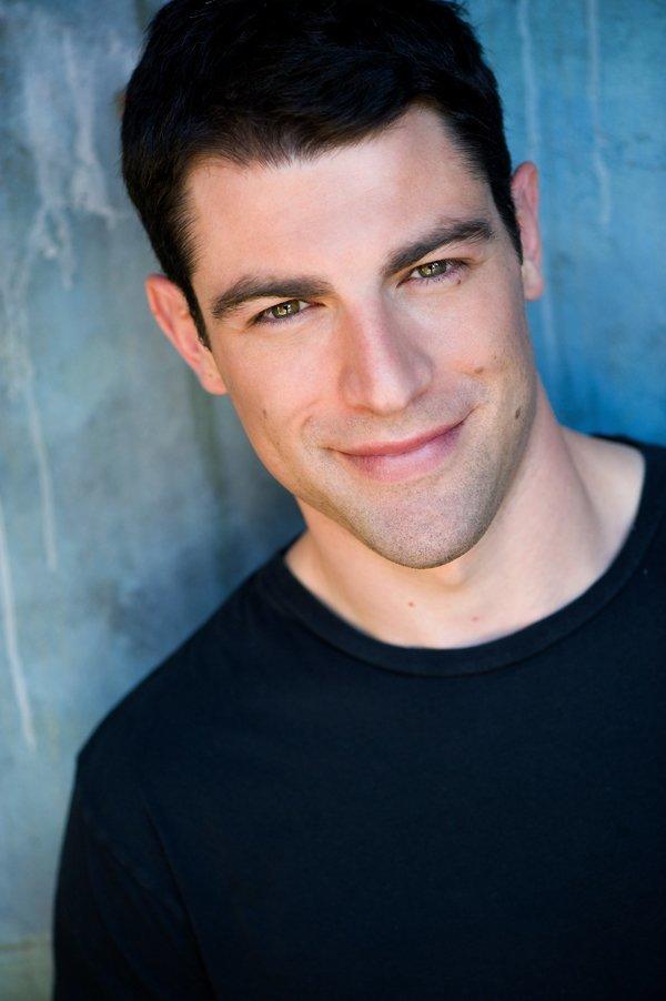 American Horror Story : Who's the hottest actor?