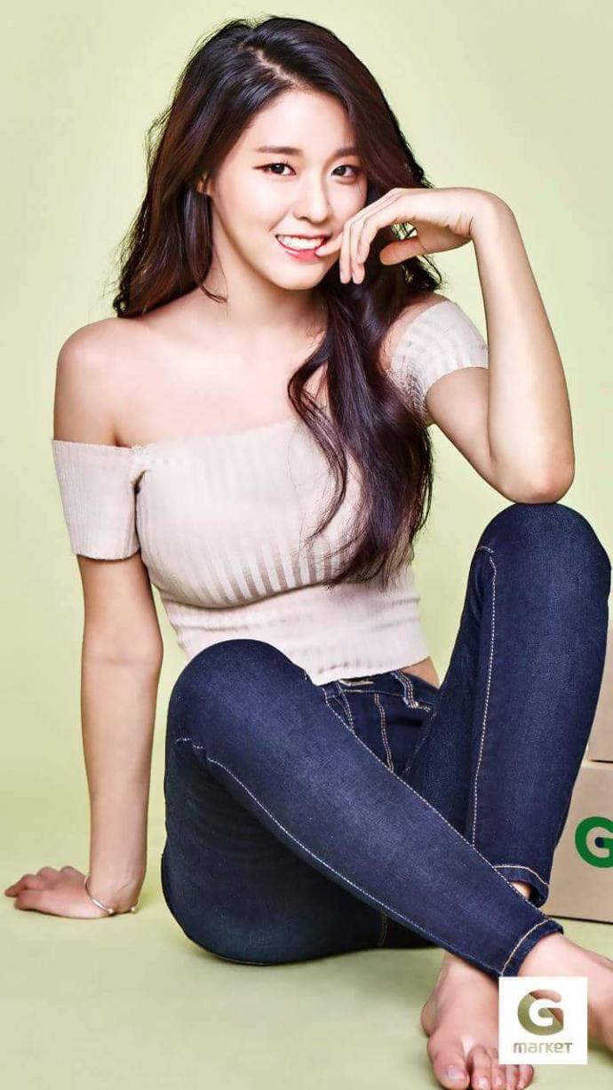 What do u think of this korean celeb?