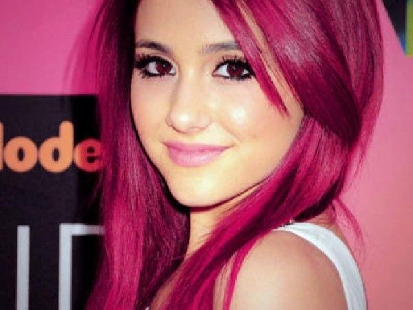 Who agrees with me. the best looking hair color on girls is pink! ?