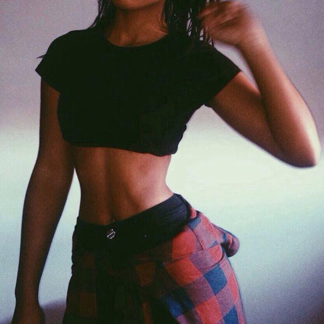 how would you describe this body? skinny, fit or normal?