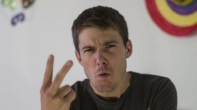 How offensive do you find the two finger salute to be?