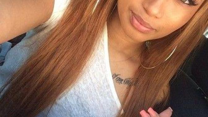 Please tell me does this hair color look good? can I pull it off?