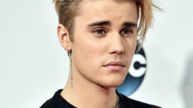 Which hairstyle looks better?