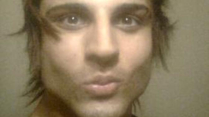 Why is this guy considered ugly?
