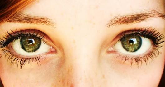 Which eye colour is most attractive?