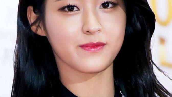 Kpop Girl series #16 Seolhyun : How beautiful do you think this girl is?